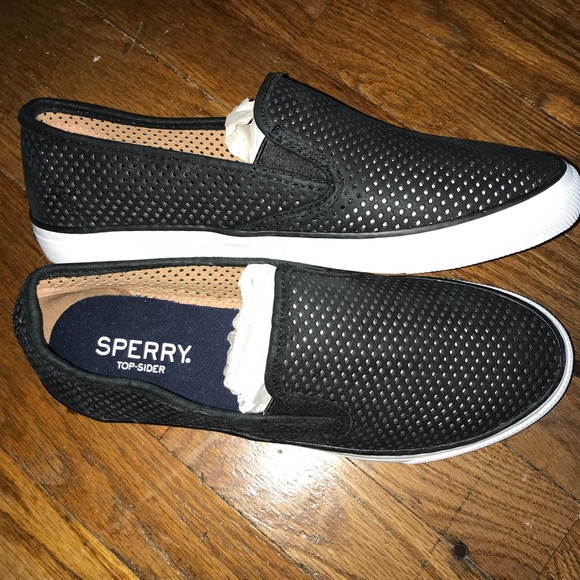 Sperry Shoes - Sperry perforated shoes